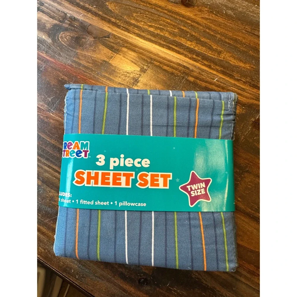 3‎ Piece Twin Sheet Set Microfiber Dream Street Blue Striped Kids Bedding NWT